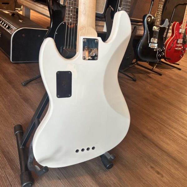 SIRE V3-4 Marcus Miller Antique White (S/N 2N22512912) - Bild 3