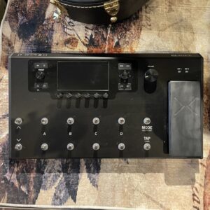 Line6 Helix LT- effektenhet med gigbag (BEG)