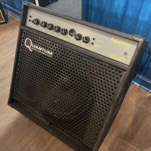 Hughes & Kettner GC 415 (400 watt bass combo) (BEG)