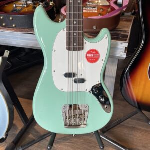 Squier Classic Vibe 60s Mustang Bas, Surf Green (Nyskick, beg)